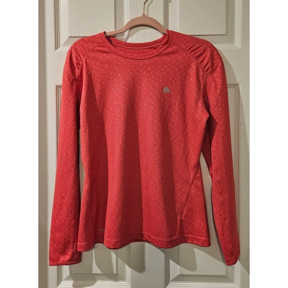 Nike ACG Fit Dry Long Sleeve Base Layer Top Women's Med Coral‎ Outdoor Perform